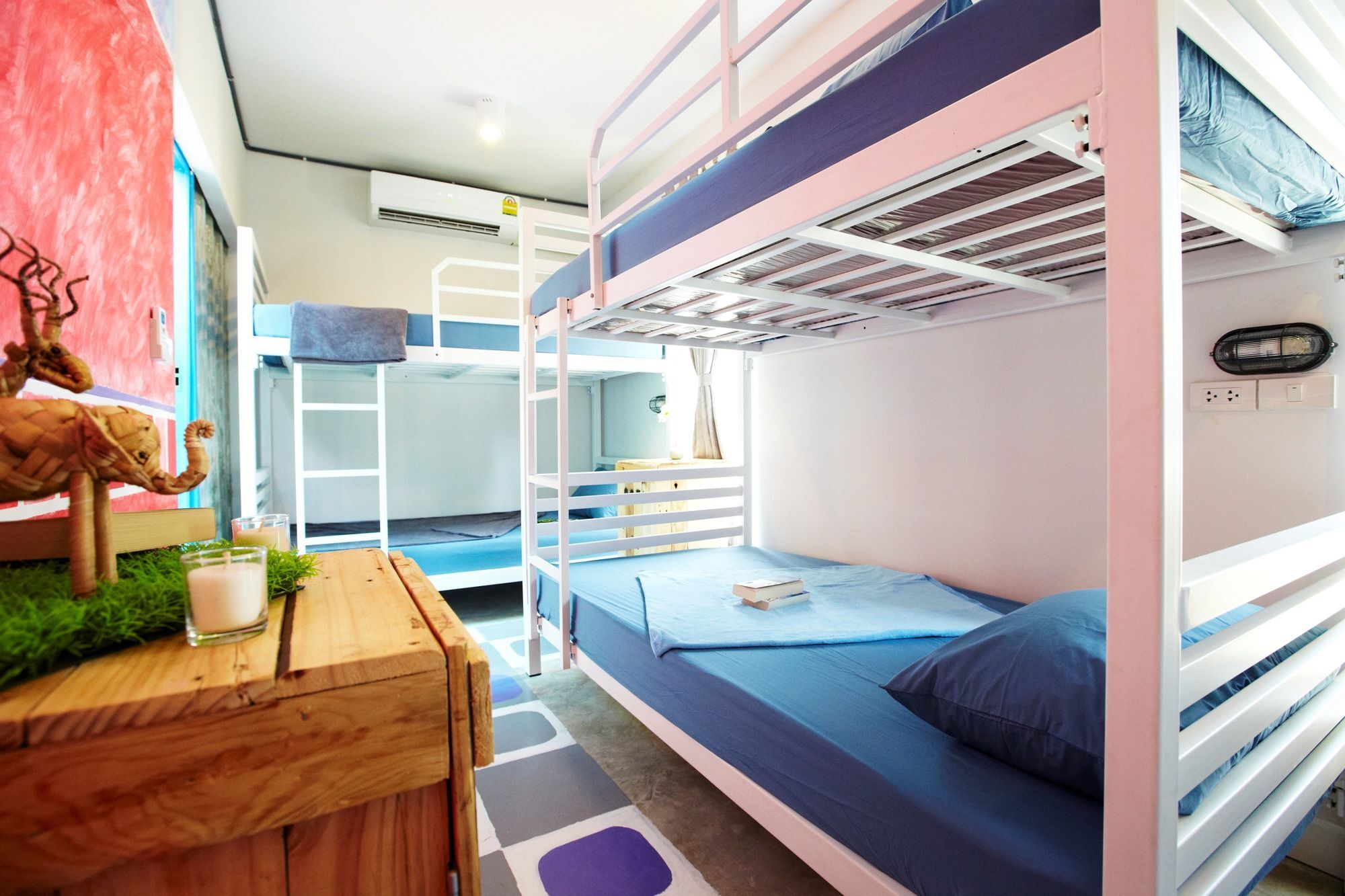 Wh Hostel Bangkok Eksteriør billede